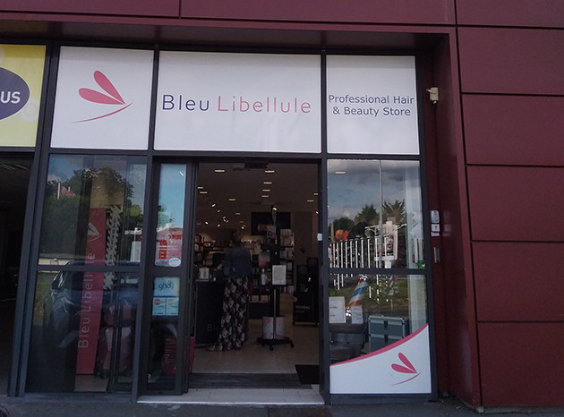 Bleu Libellule Angers, Magasins