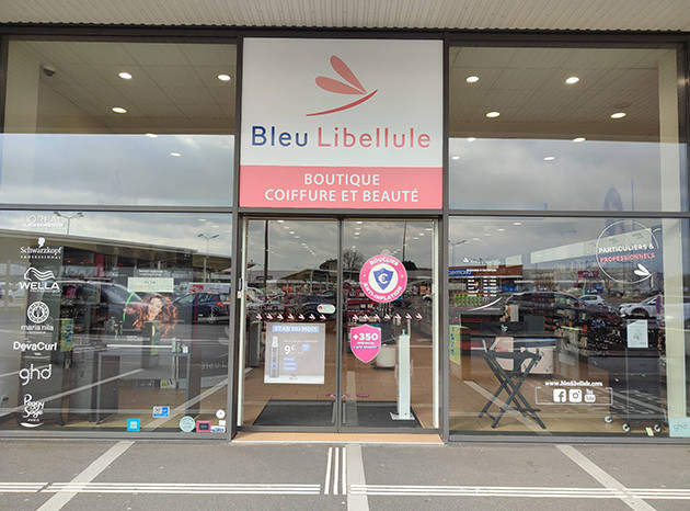 Bleu Libellule Cholet, Magasins